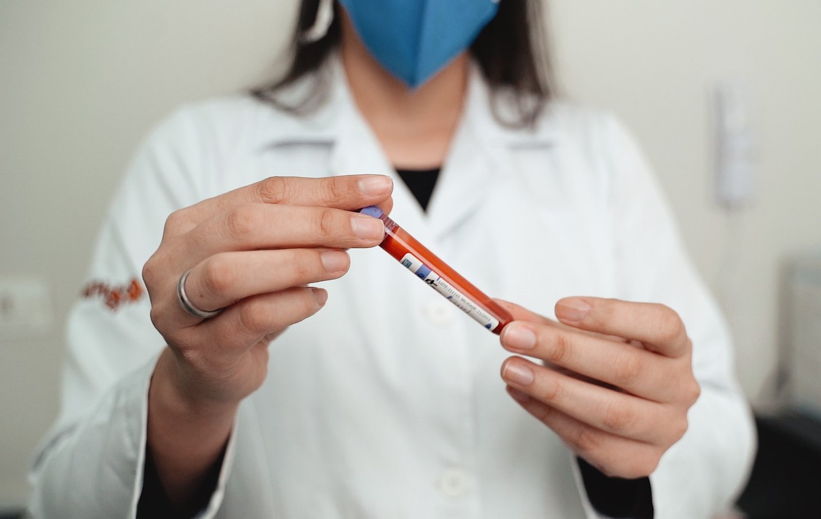 Exame laboratorial na SanClá